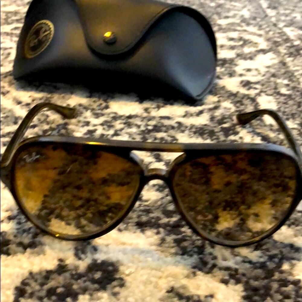 Ray ban aviators